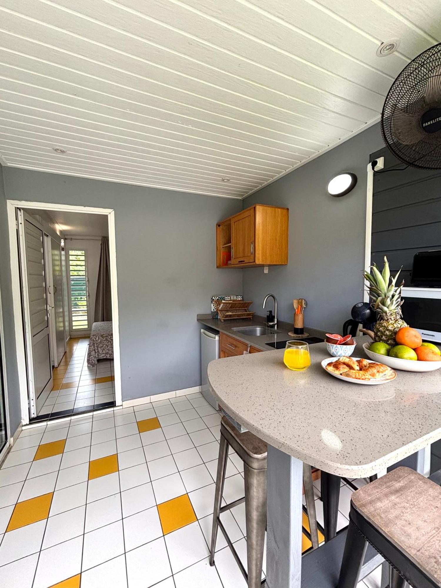 La Ruche De Maia - Blue Dream Beach - Piscine - Jardin - Plage Grand-Bourg  Exterior foto